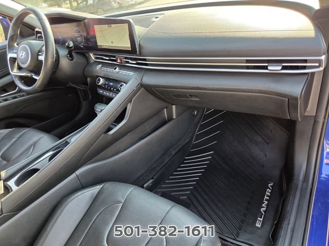 Used 2023 Hyundai Elantra Limited w/ Winter Weather Package FWD image 17