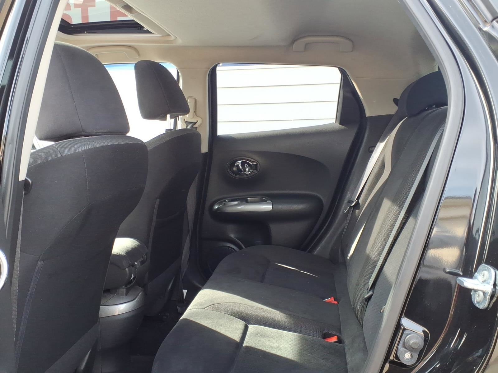 Used 2015 Nissan Juke SV image 9