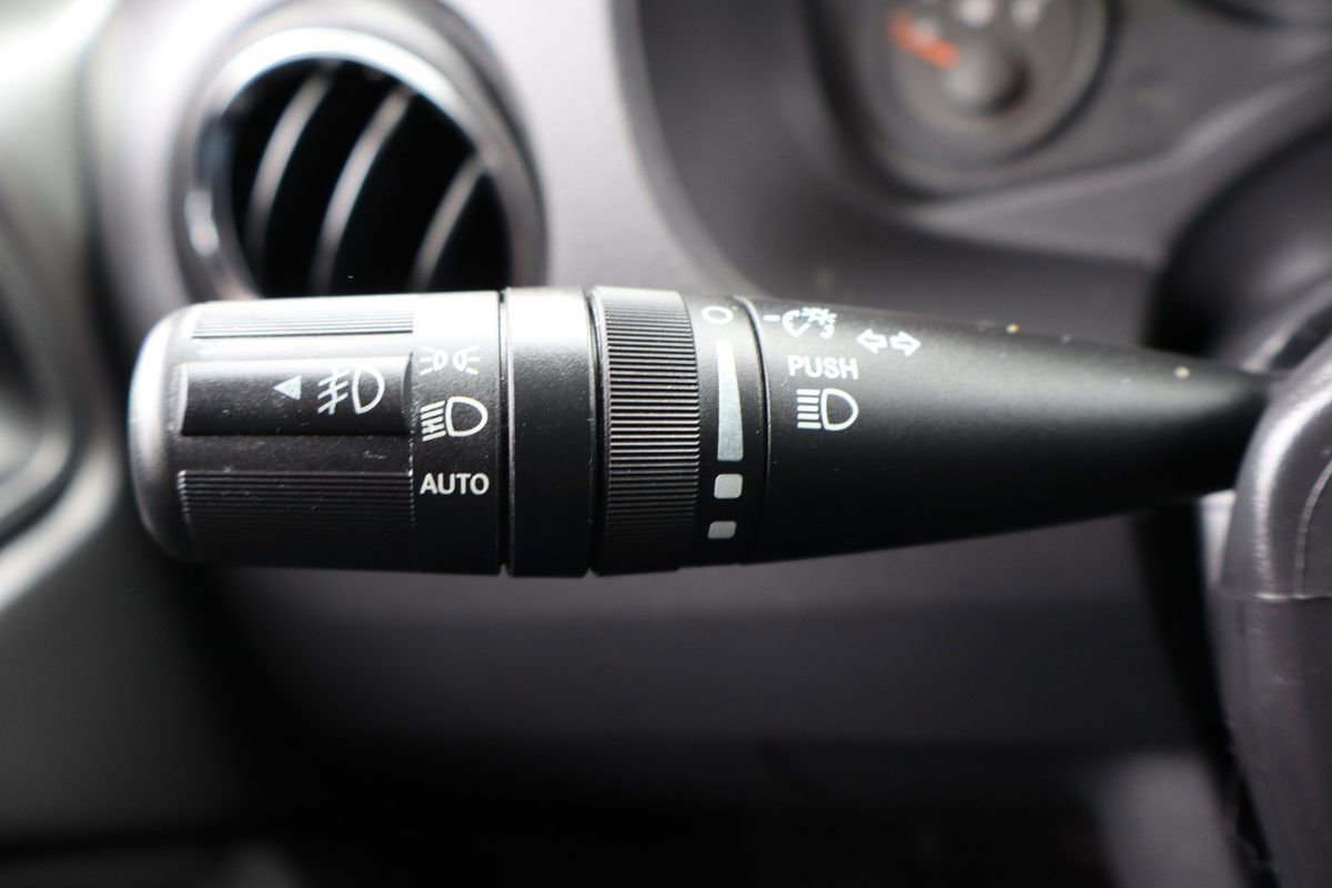 Used 2016 Jeep Patriot High Altitude image 31