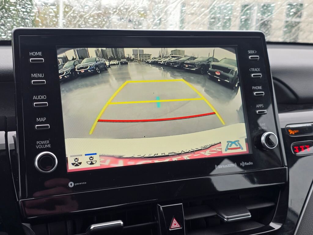 Used 2024 Toyota Camry XLE FWD image 29