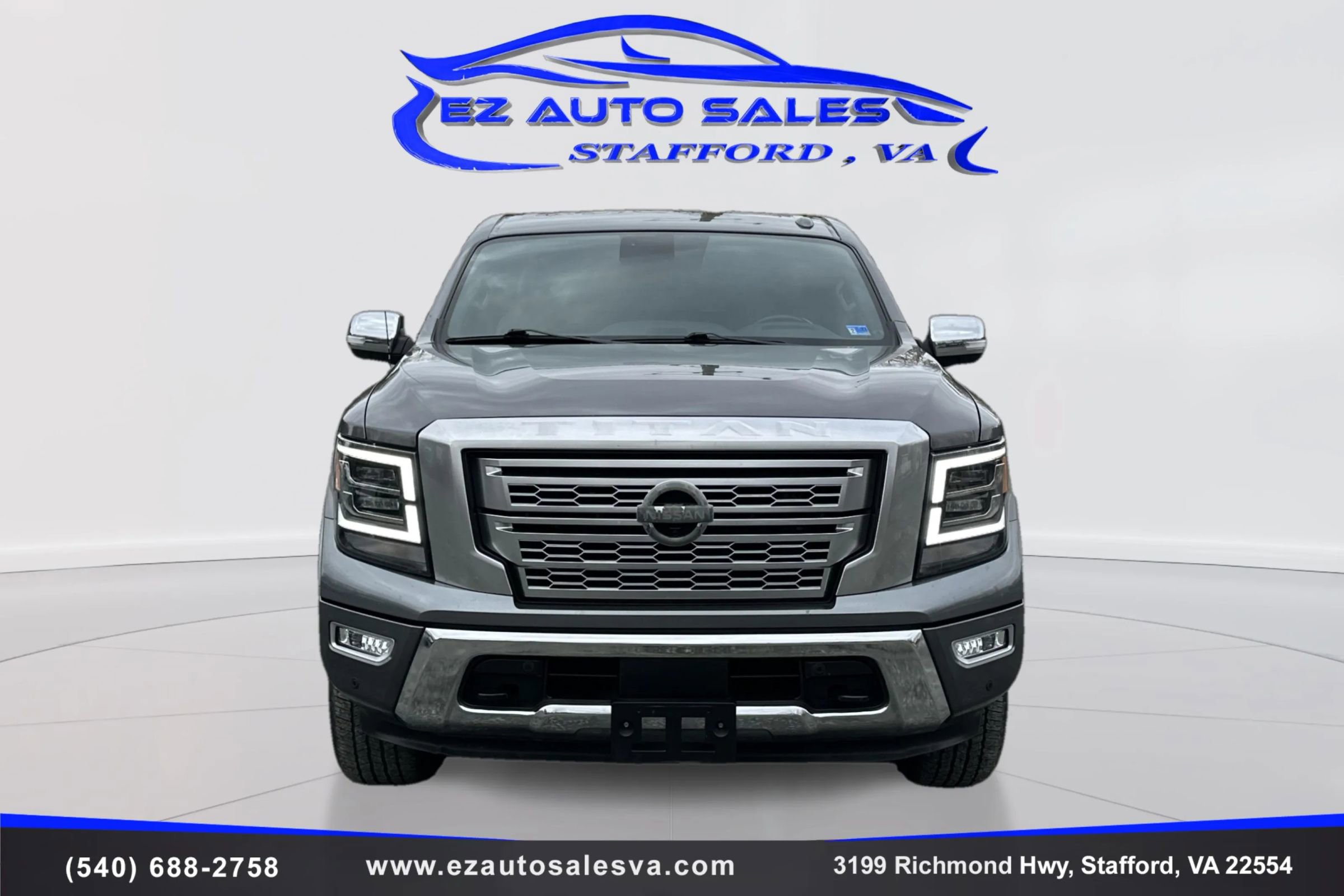 Used 2021 Nissan Titan Platinum Reserve w/ Moonroof Package image 2