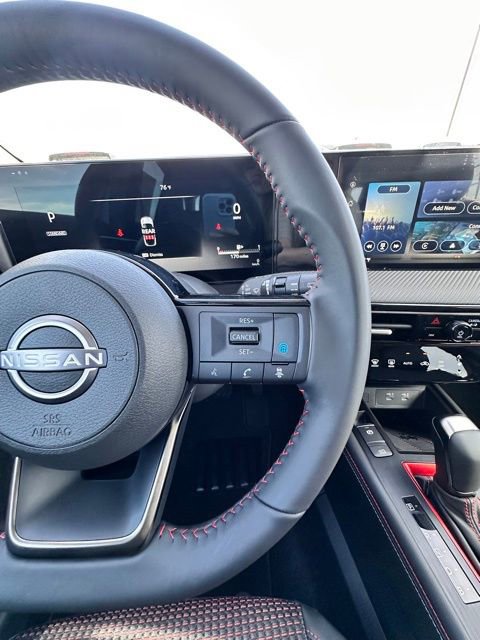 New 2025 Nissan Kicks SR image 16