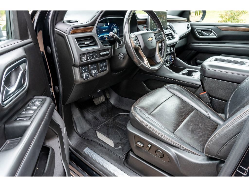 Used 2022 Chevrolet Tahoe High Country w/ Premium Package image 10