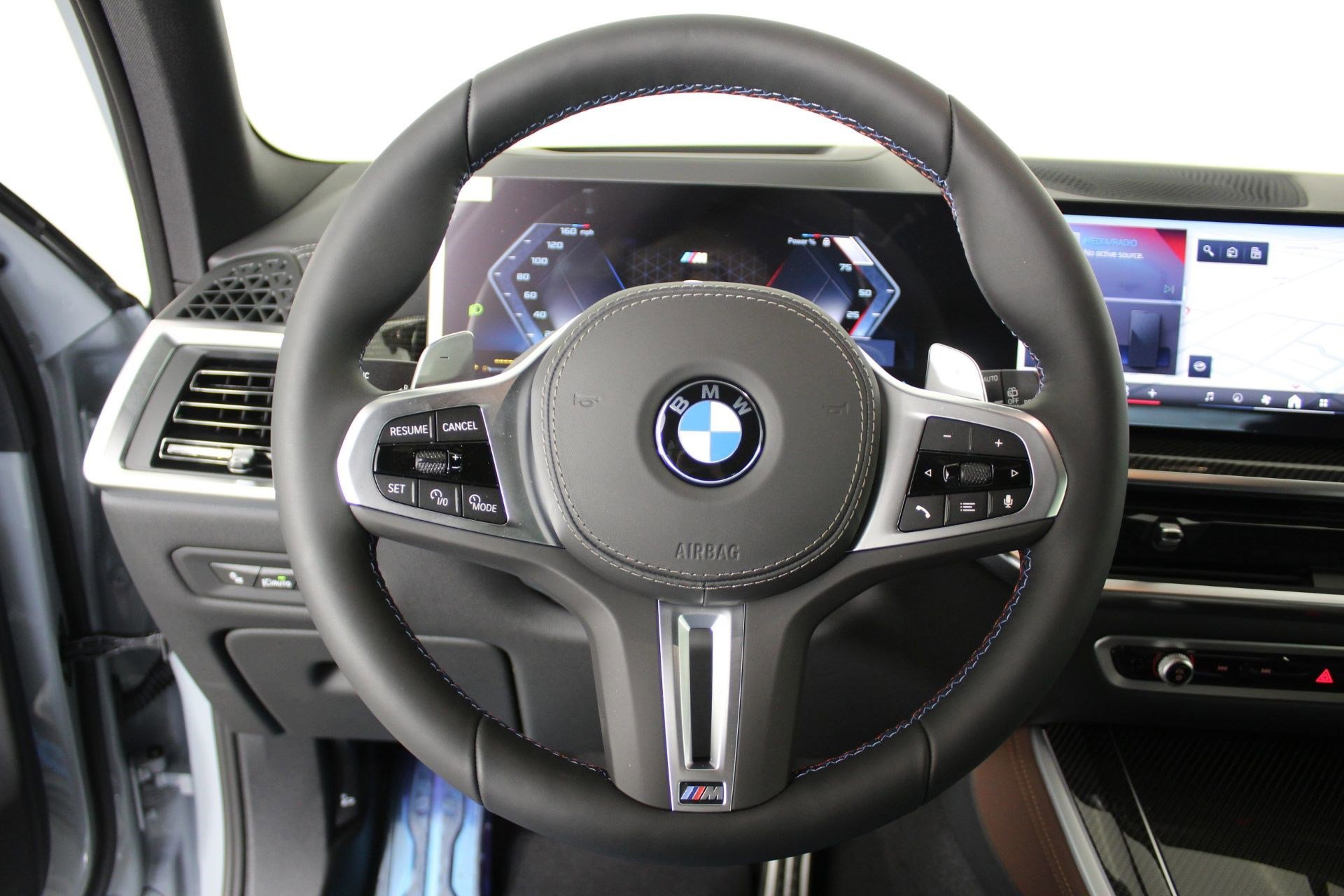 New 2026 BMW X5 M60i w/ Climate Comfort Package AWD/4WD image 15