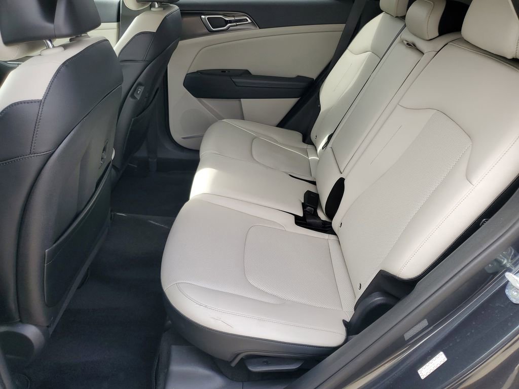 Used 2023 Kia Sportage EX FWD image 21