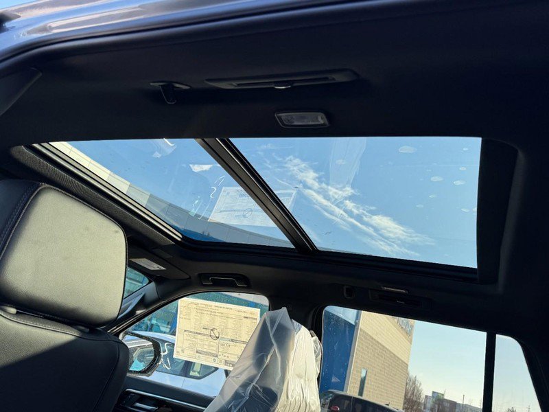 New 2026 Chevrolet Tahoe High Country AWD/4WD image 7