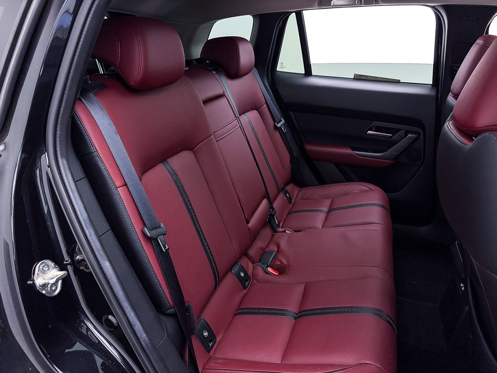 Used 2025 MAZDA CX-50 AWD 2.5 Hybrid w/ Premium Pkg image 37