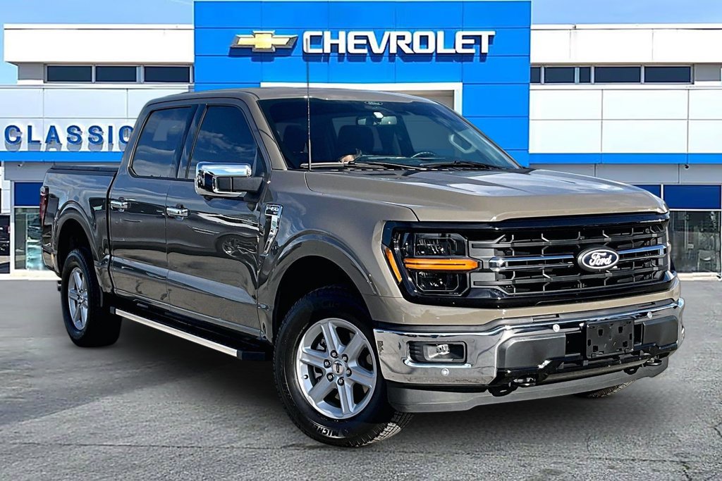 Used 2025 Ford F150 XLT w/ Equipment Group 302A MID AWD/4WD image 1