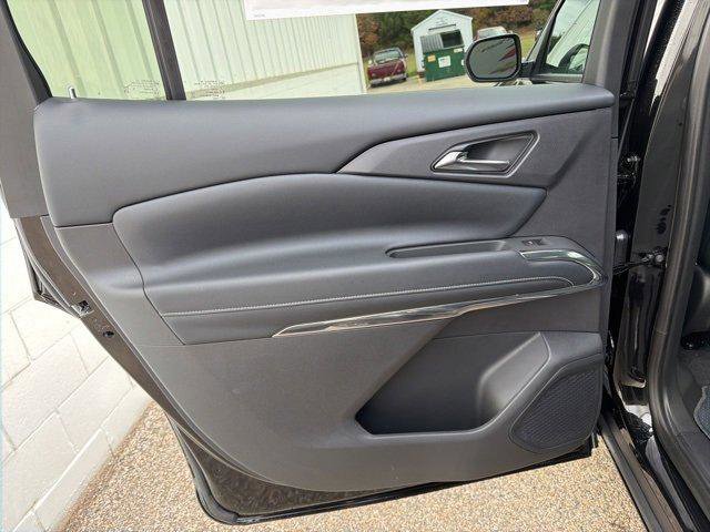 New 2026 Chevrolet Traverse LT image 29