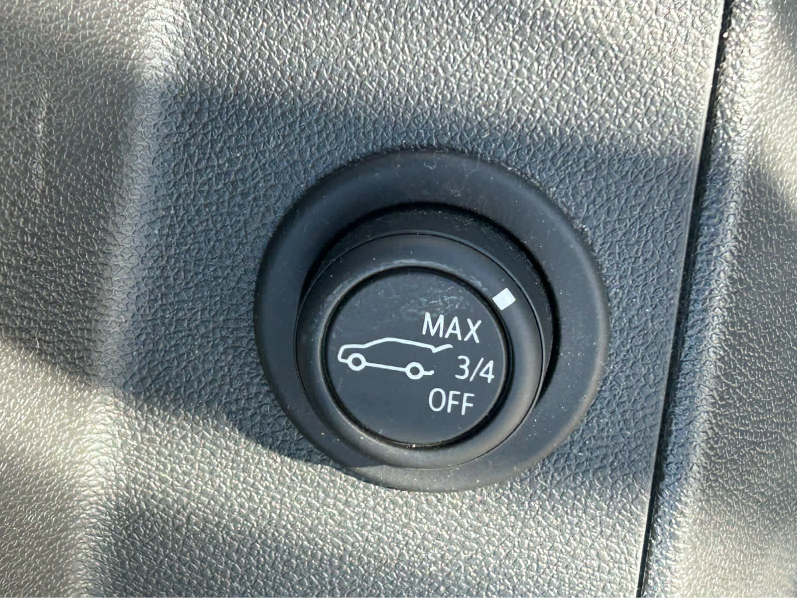 Used 2022 Chevrolet Equinox RS w/ RS Leather Package FWD image 22