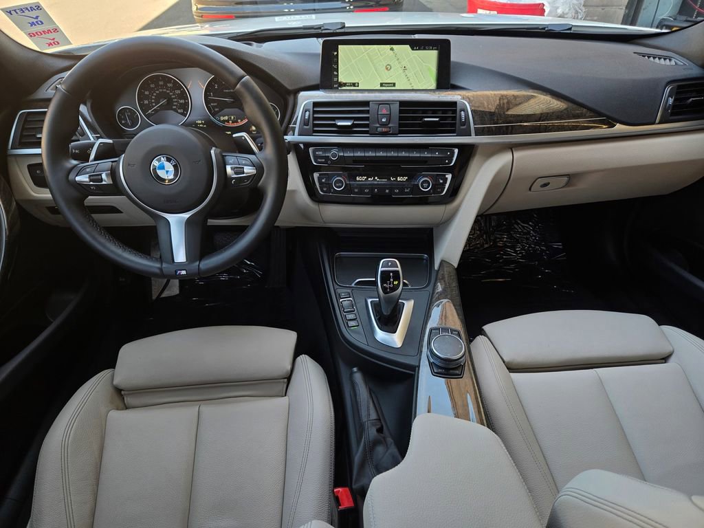 Used 2017 BMW 330i Sedan image 14