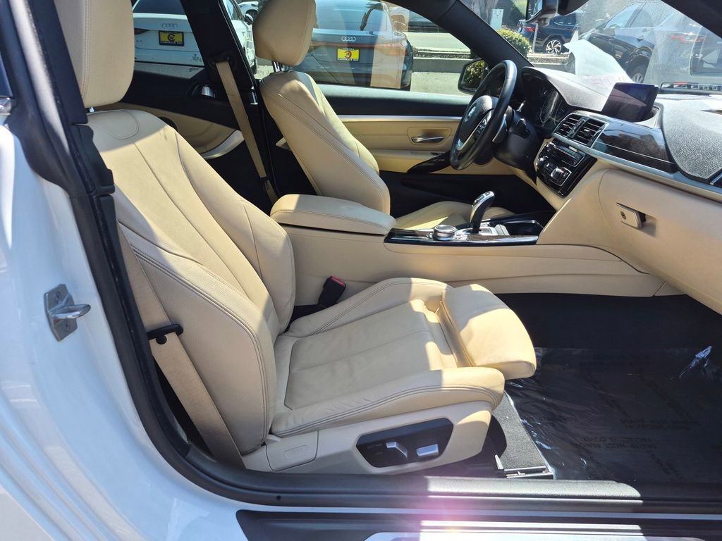 Used 2020 BMW 430i Coupe w/ Convenience Package image 28