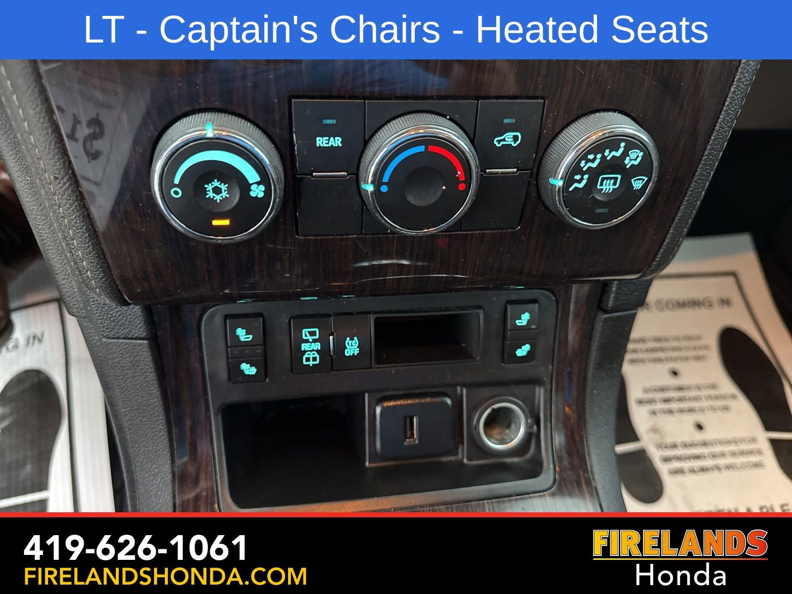 Used 2017 Chevrolet Traverse LT w/ Style and Technology Package image 21