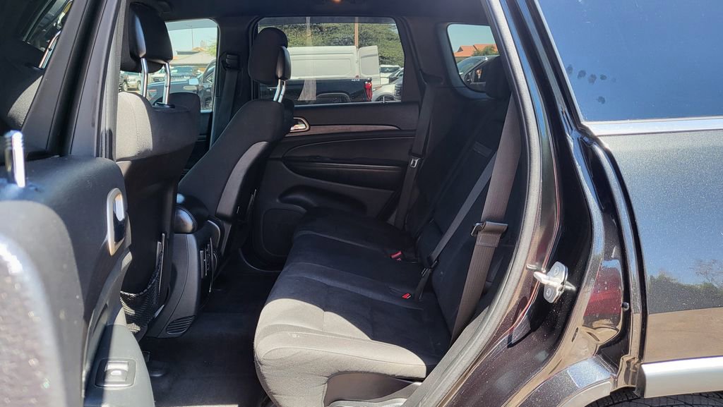 Used 2015 Jeep Grand Cherokee Laredo w/ Quick Order Package 23E AWD/4WD image 23