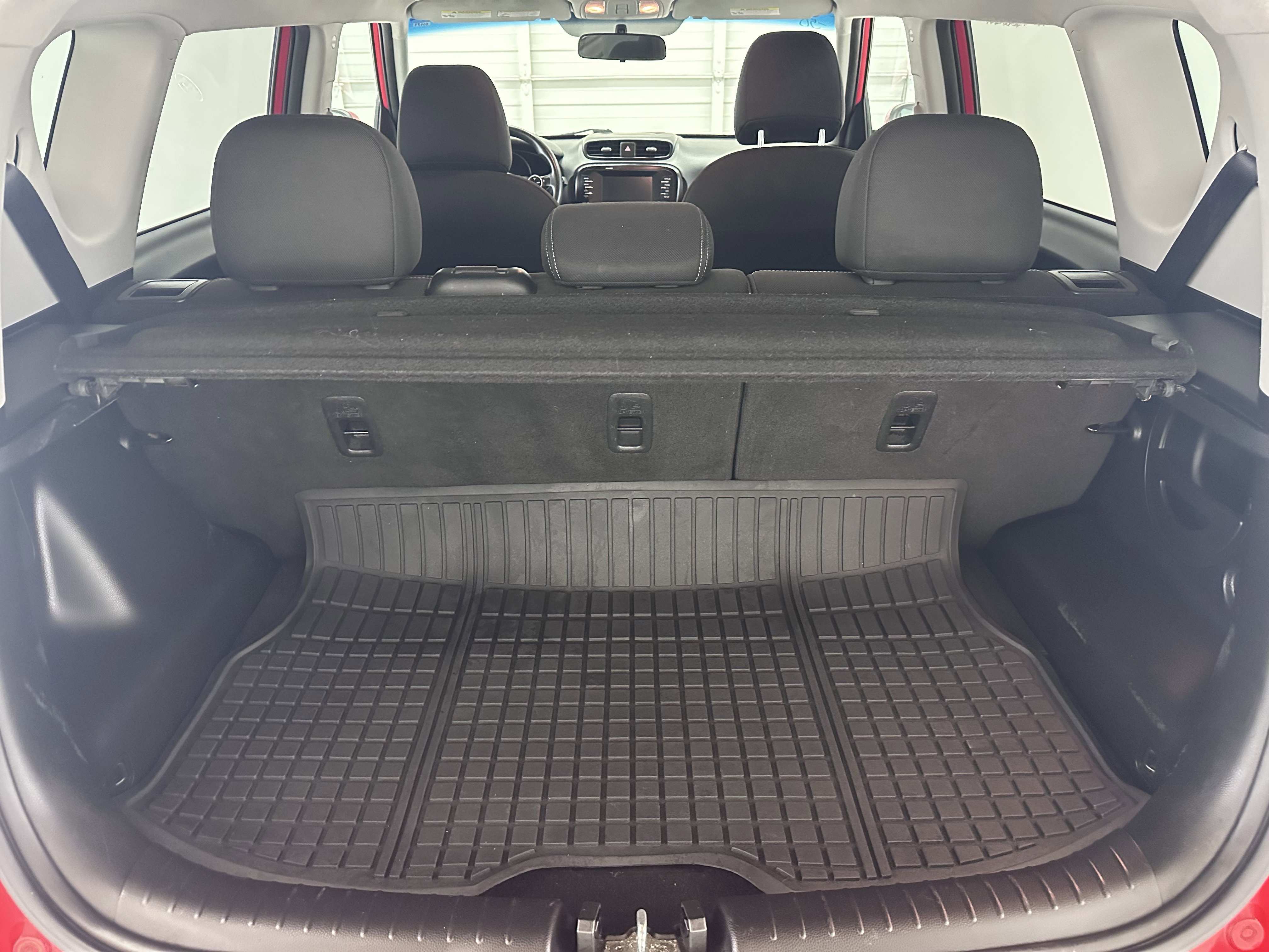 Used 2018 Kia Soul + image 24