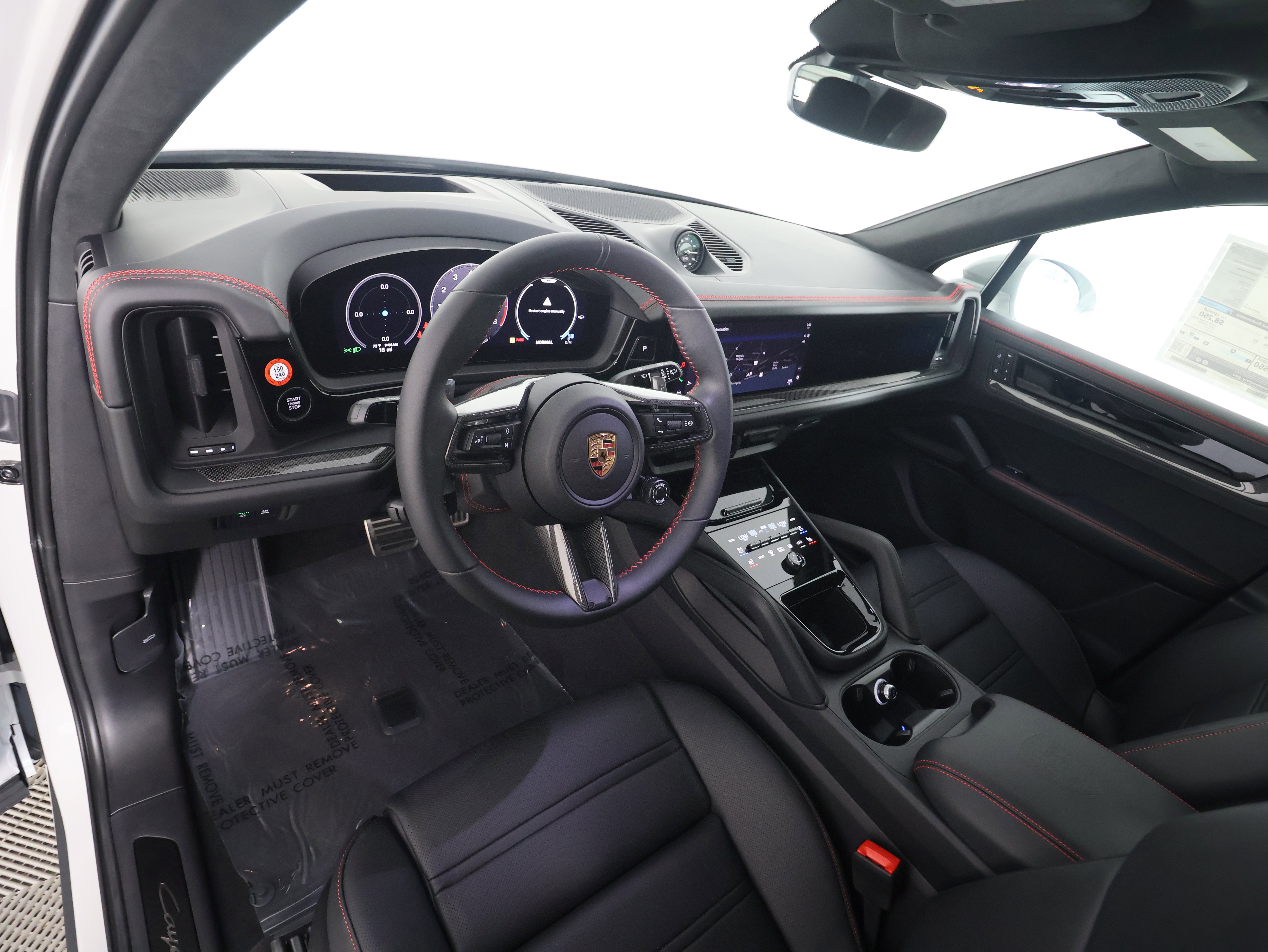 New 2025 Porsche Cayenne GTS image 4