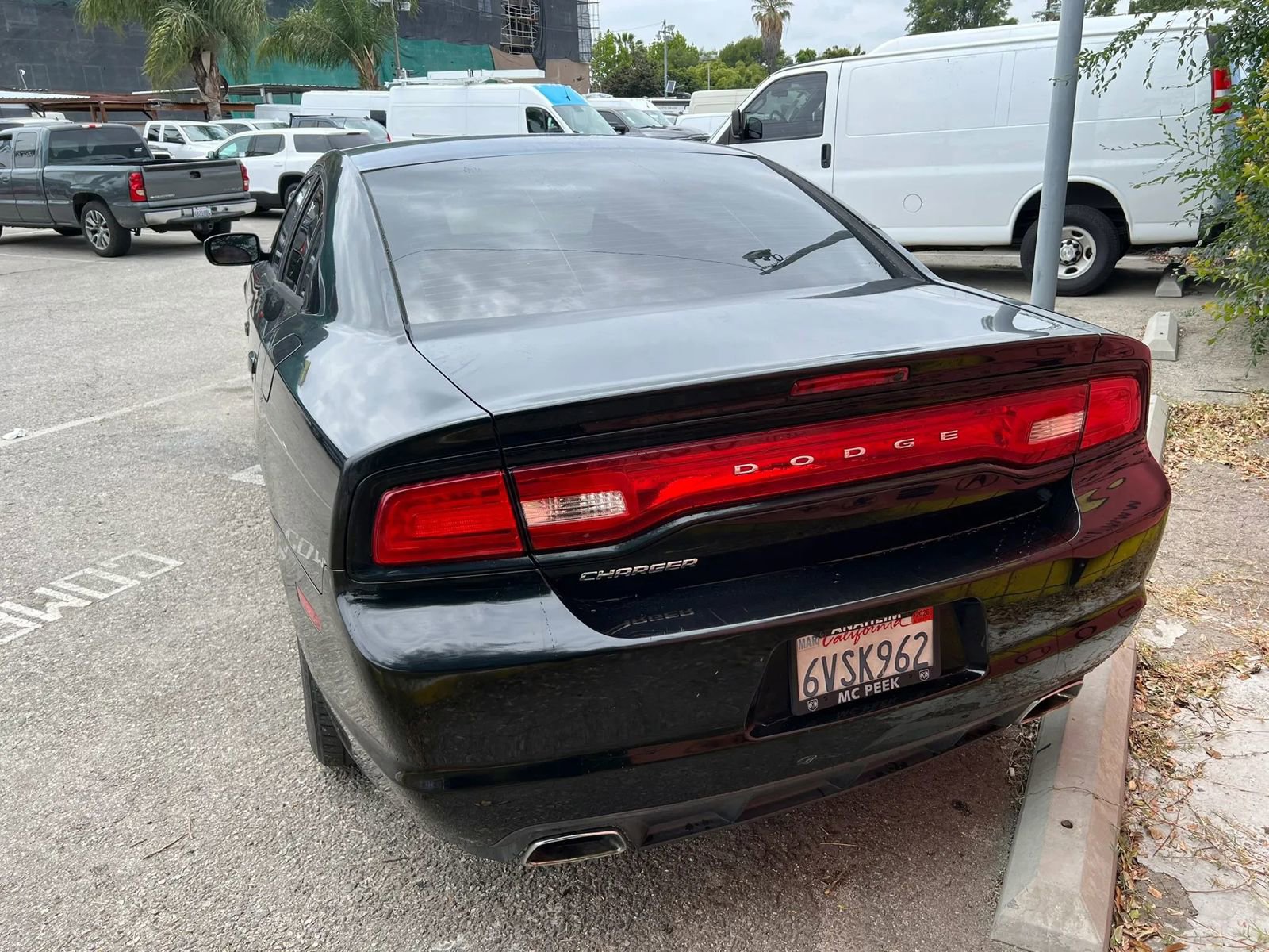 Used 2012 Dodge Charger SE RWD image 5