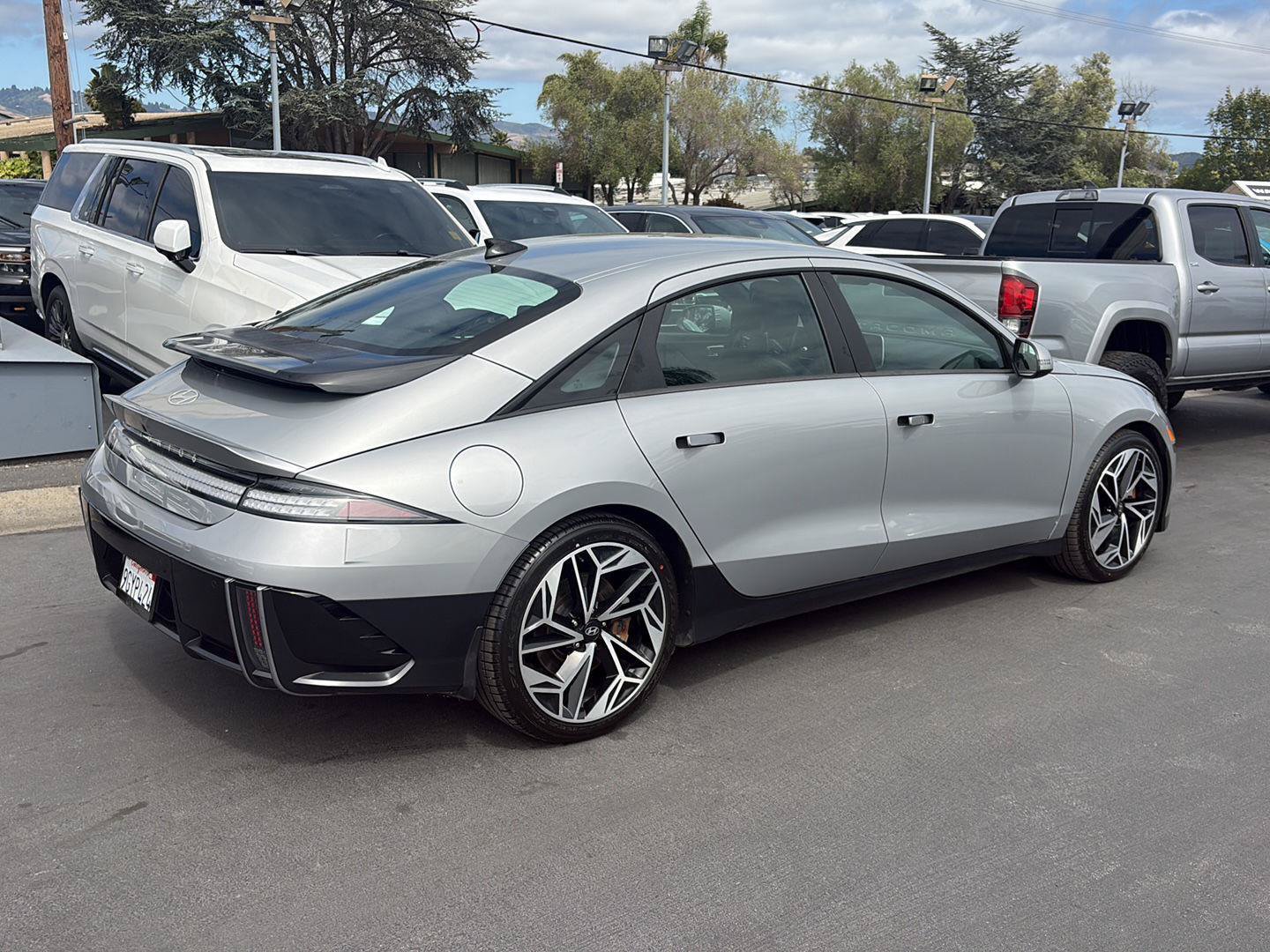 Used 2023 Hyundai Ioniq 6 SEL RWD image 11