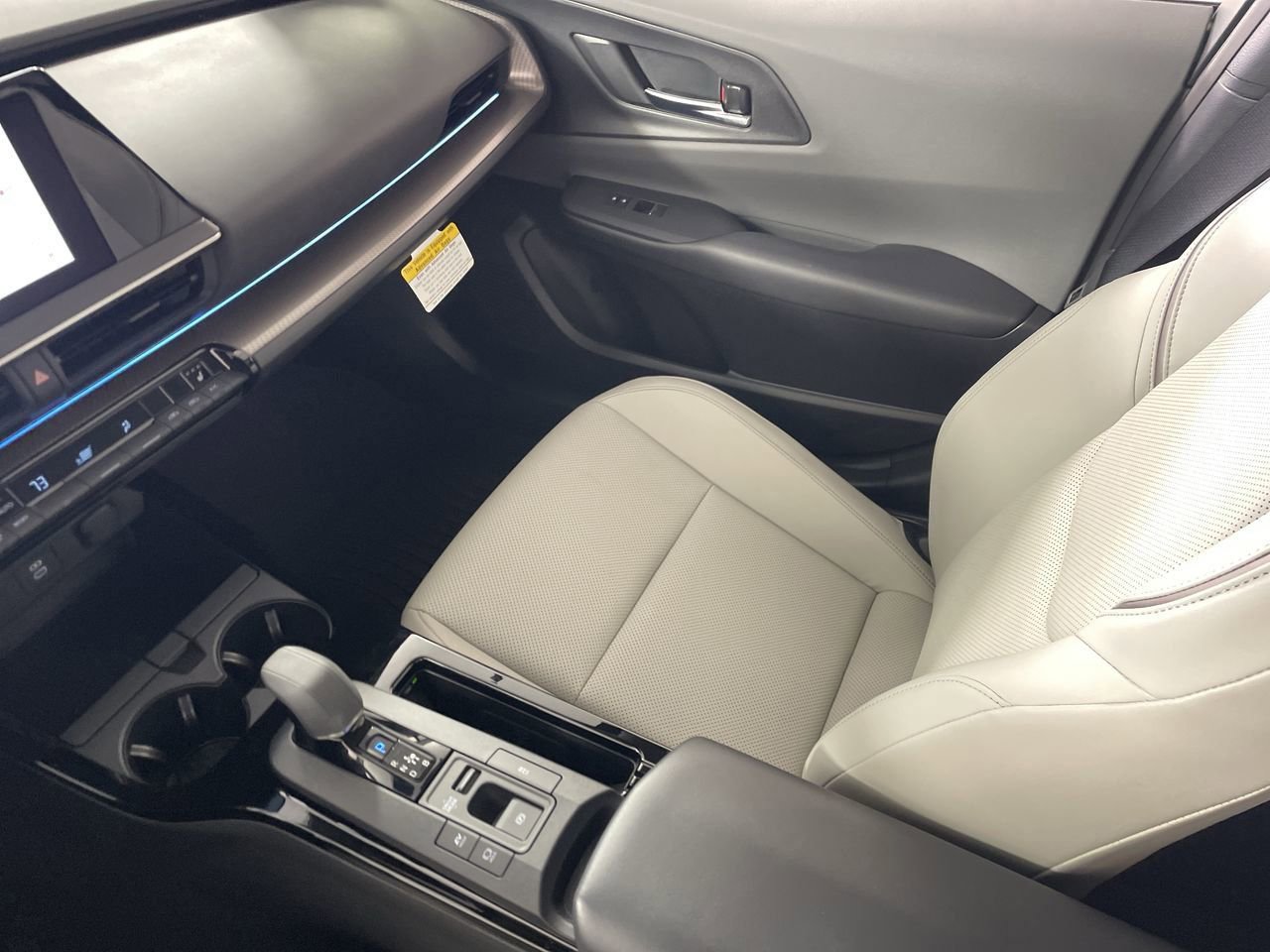 New 2026 Toyota Prius XLE image 22