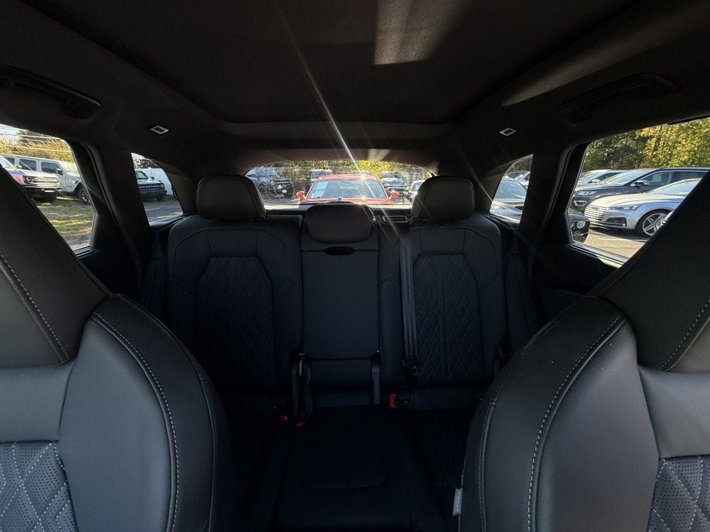 Used 2026 Audi SQ5 Premium Plus AWD/4WD image 25