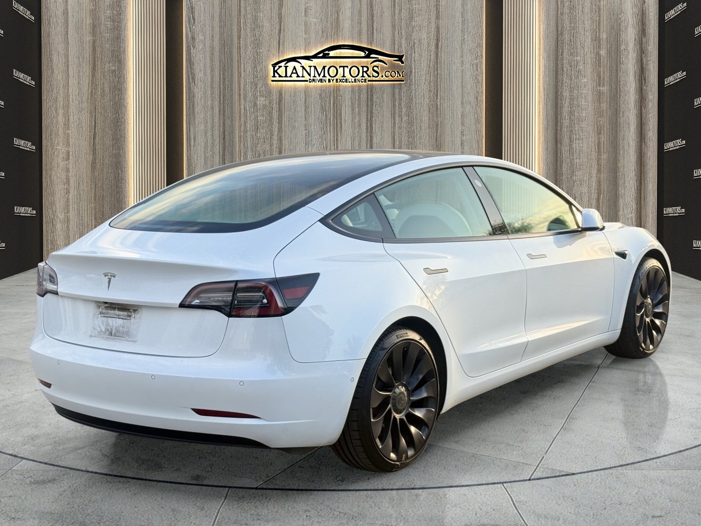 Used 2021 Tesla Model 3 Standard Range Plus RWD image 10