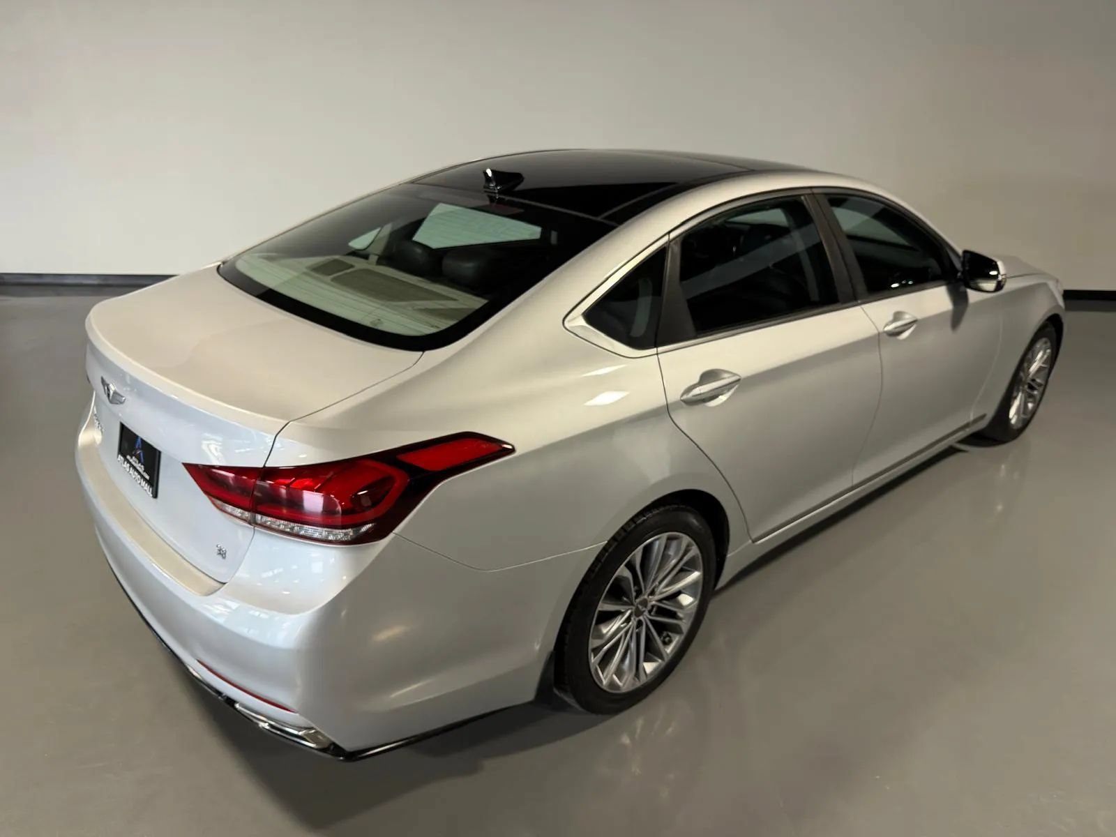 Used 2015 Hyundai Genesis 3.8 w/ Option Group 02 RWD image 41