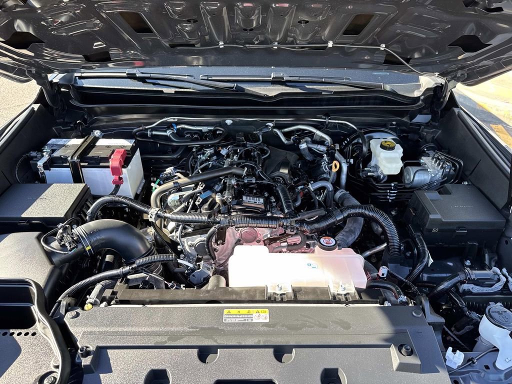 Used 2025 Toyota Tacoma TRD Sport image 3