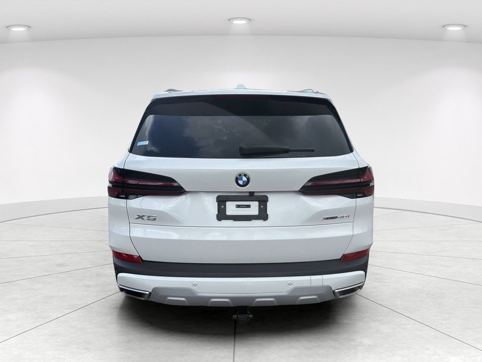 Used 2024 BMW X5 xDrive40i w/ Parking Assistance Package AWD/4WD image 5
