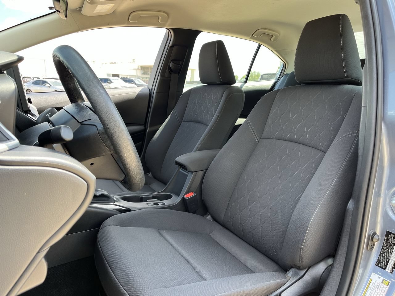 Used 2025 Toyota Corolla LE FWD image 22