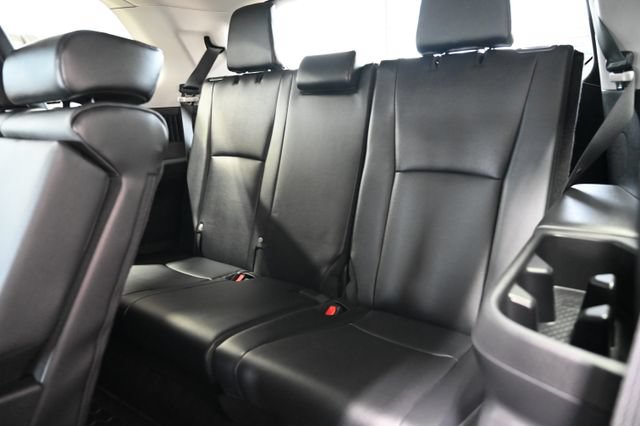 Used 2024 Toyota Grand Highlander AWD image 13