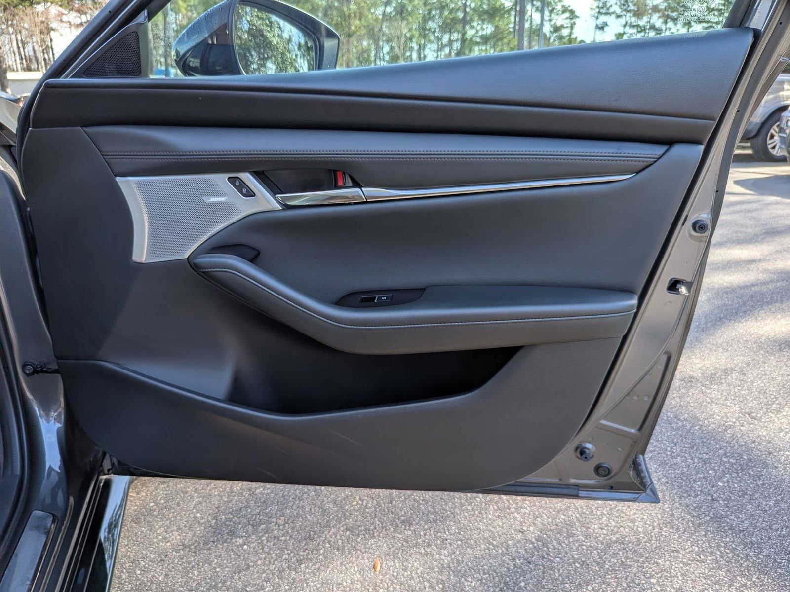 Used 2024 MAZDA MAZDA3 Hatchback w/ Appearance Package image 35