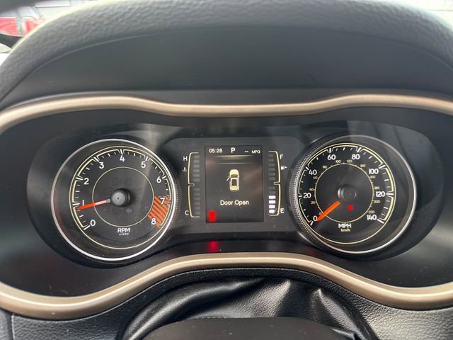 Used 2015 Jeep Cherokee Latitude image 21