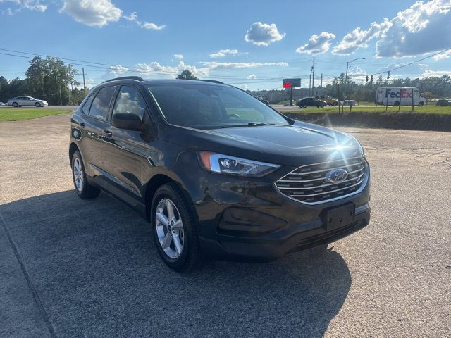 Used 2022 Ford Edge SE image 2