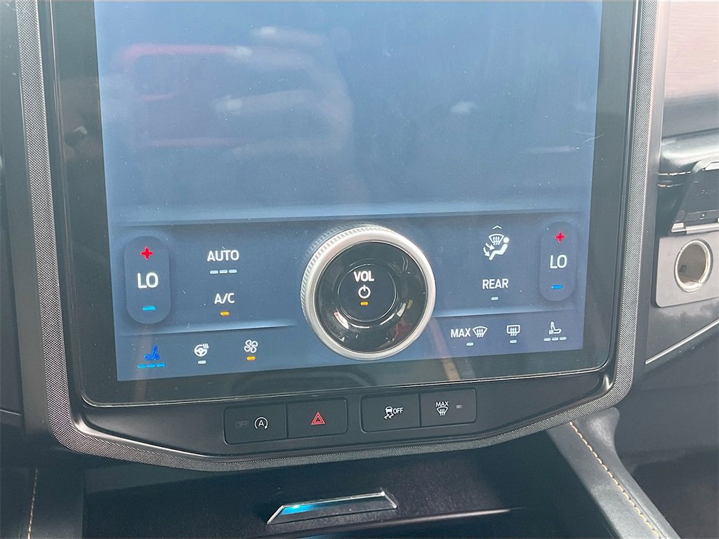 Used 2023 Ford Expedition Max Platinum image 16