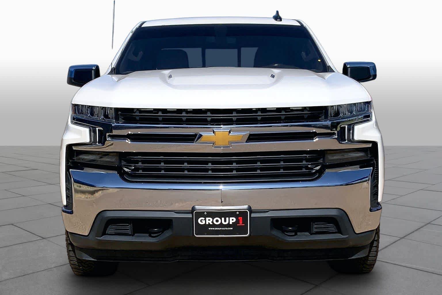 Used 2020 Chevrolet Silverado 1500 LT w/ Texas Edition AWD/4WD image 3