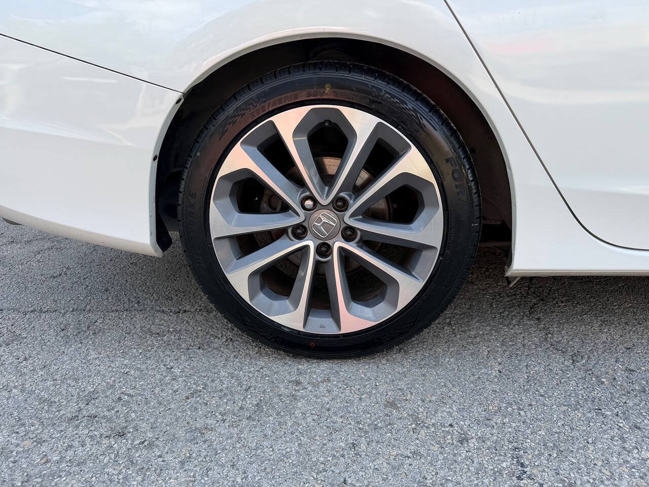 Used 2013 Honda Accord Sport image 32