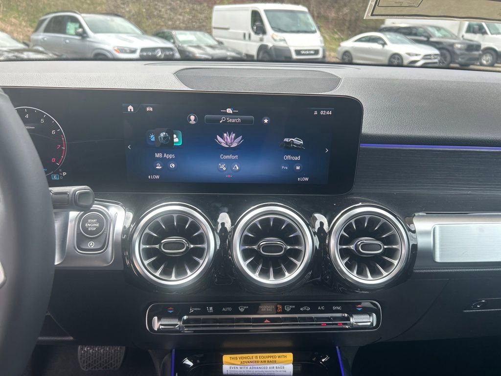 New 2026 Mercedes-Benz GLB 250 4MATIC image 18
