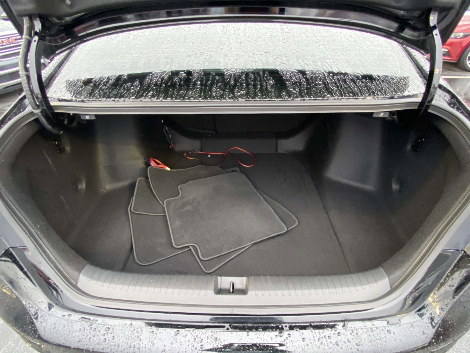 Used 2025 Honda Accord Touring image 8