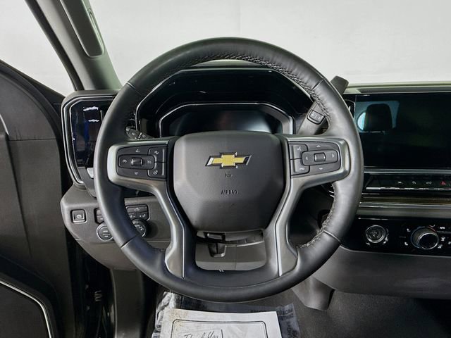 Used 2024 Chevrolet Silverado 1500 LT image 11