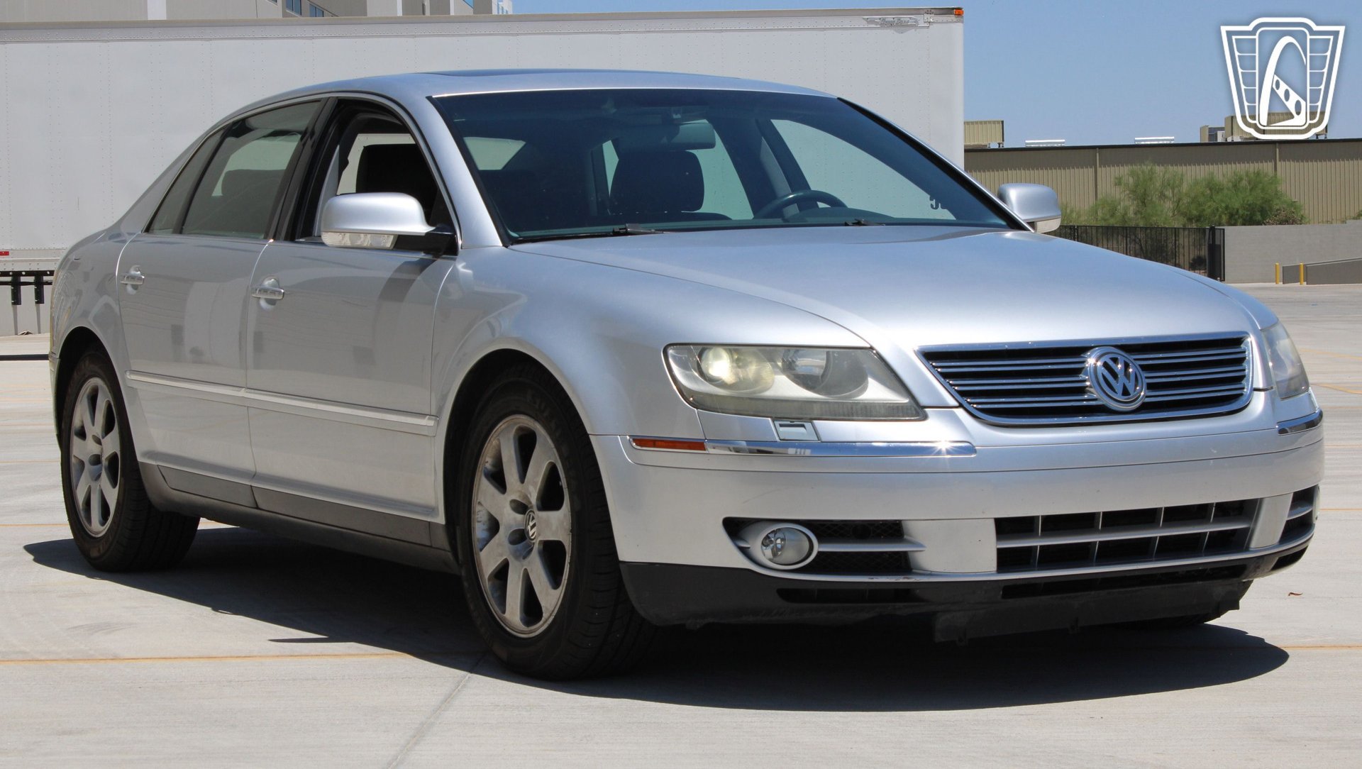 Used 2004 Volkswagen Phaeton V8 AWD/4WD image 4