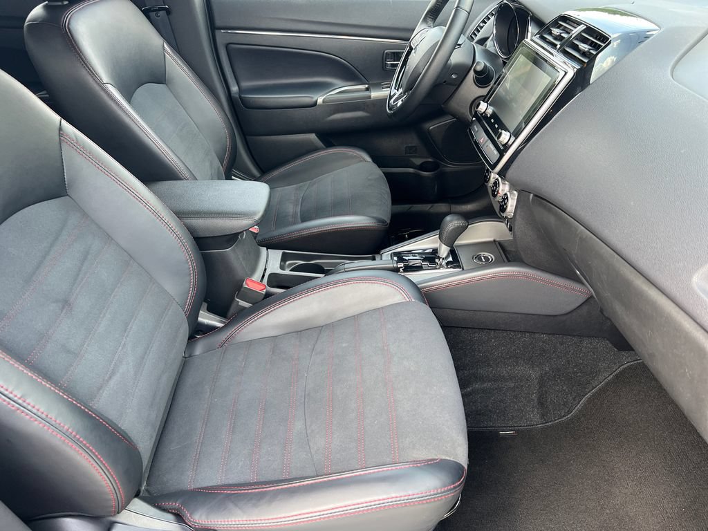 Used 2024 Mitsubishi Outlander Sport ES AWD/4WD image 7