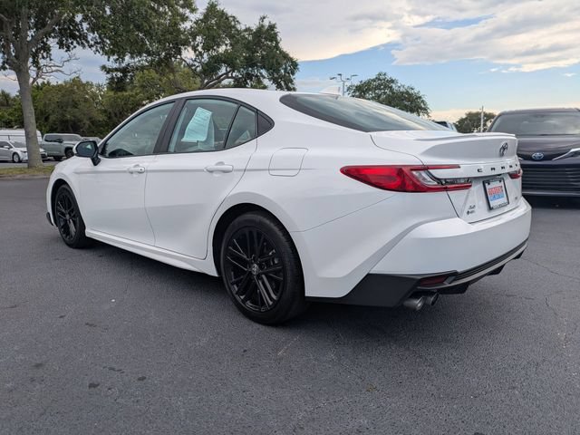 Used 2025 Toyota Camry SE AWD/4WD image 6