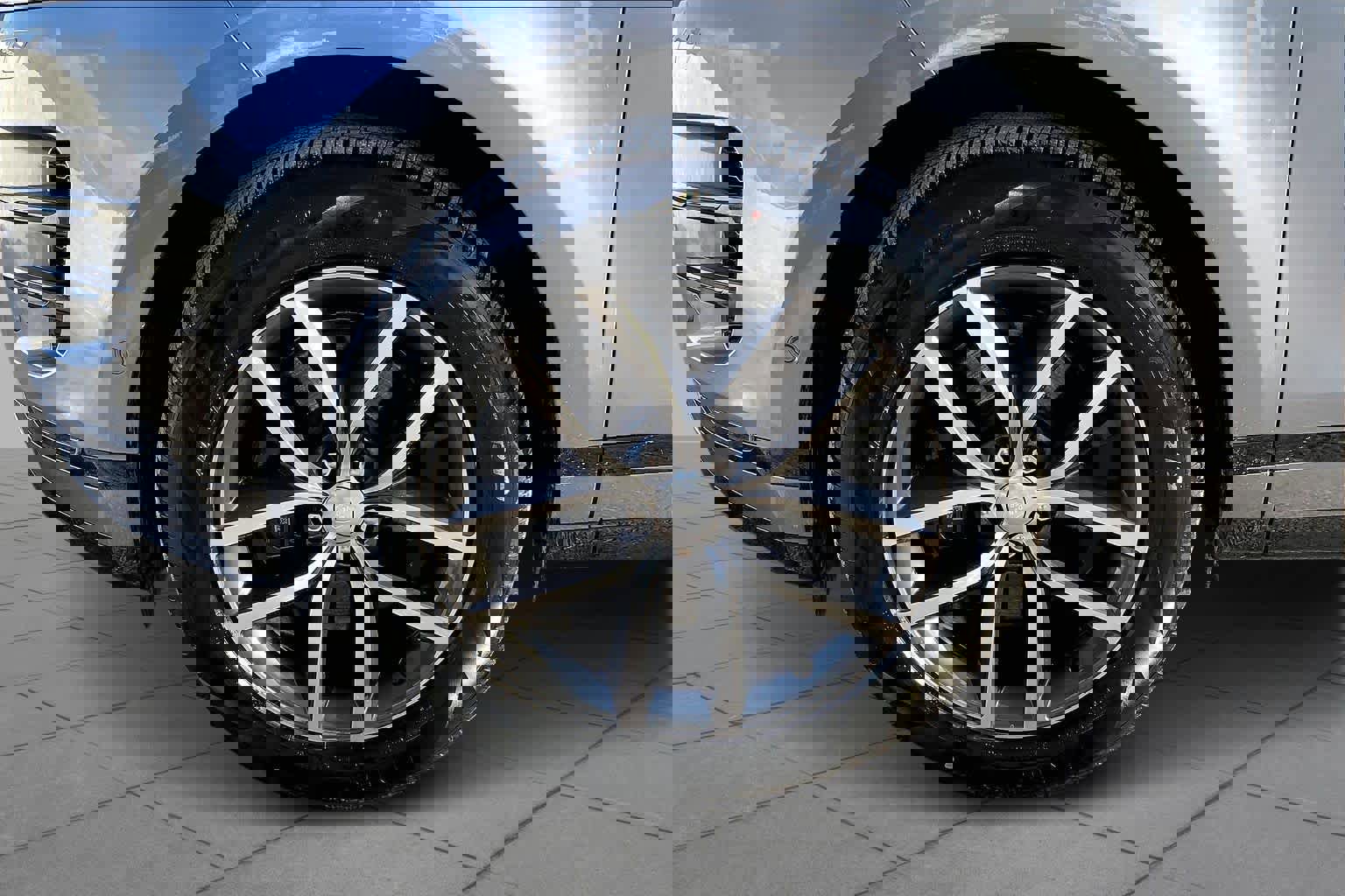 Certified 2026 Land Rover Range Rover Evoque Dynamic SE image 11