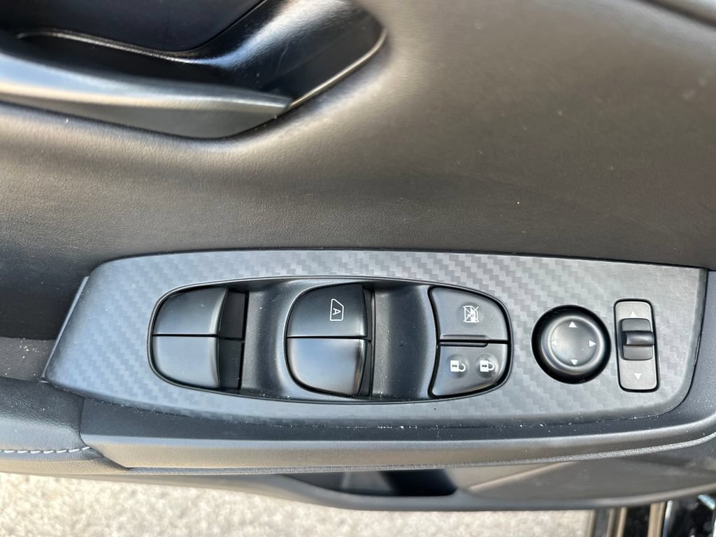 Used 2025 Nissan Sentra S FWD image 13