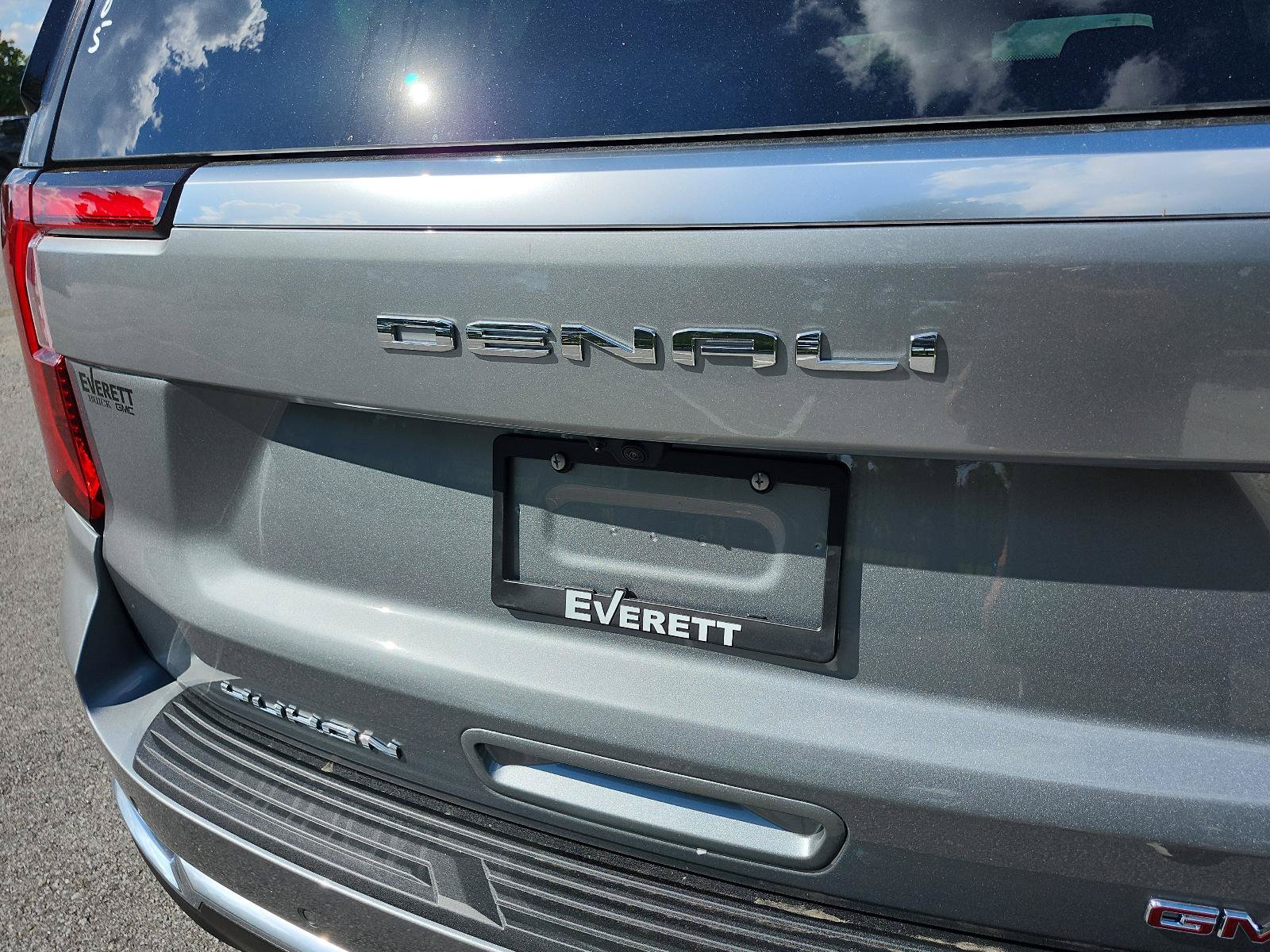 New 2026 GMC Yukon XL Denali AWD/4WD image 4