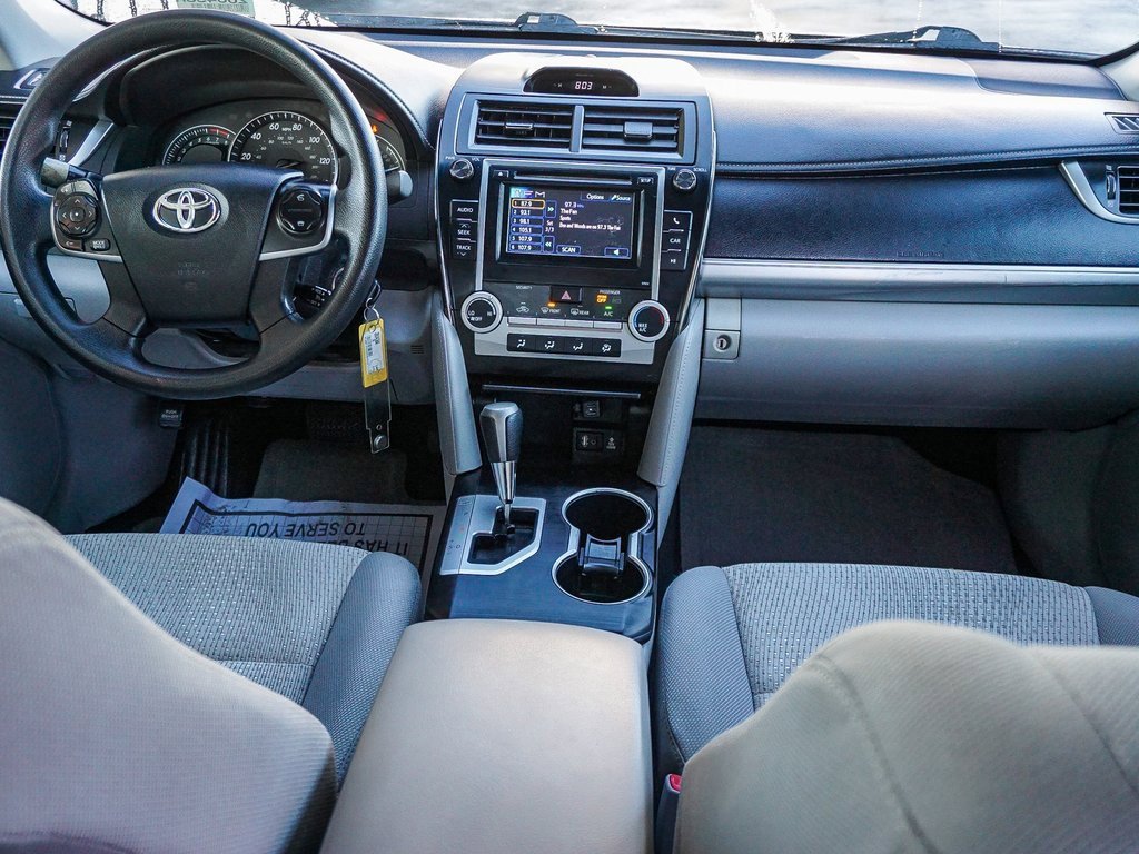 Used 2012 Toyota Camry LE image 15