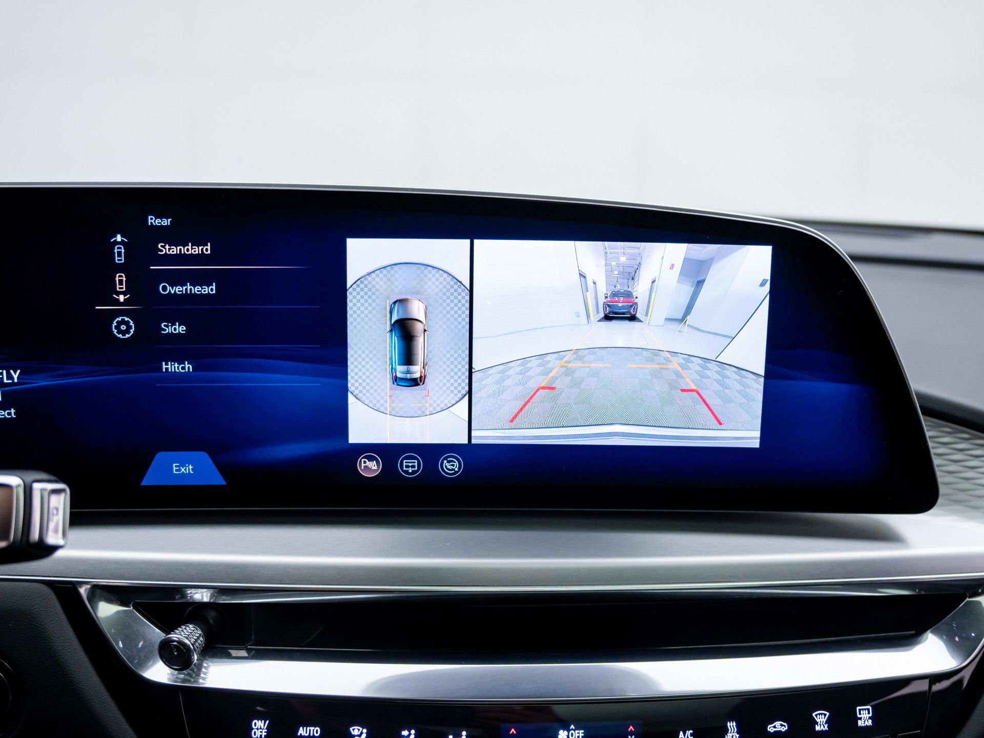 Certified 2025 Cadillac Lyriq Luxury w/ LPO, Floor Liner Package image 29