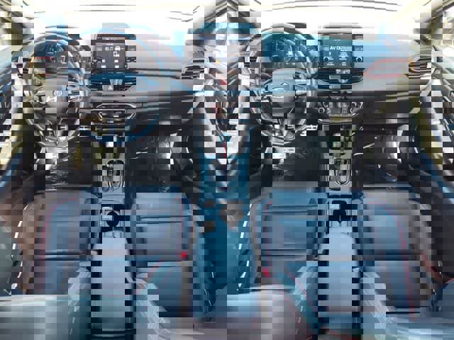 Used 2020 Hyundai Elantra GT N Line image 13