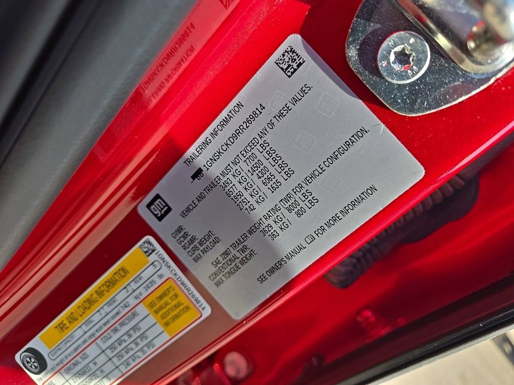 Used 2024 Chevrolet Suburban LT w/ Luxury Package AWD/4WD image 15