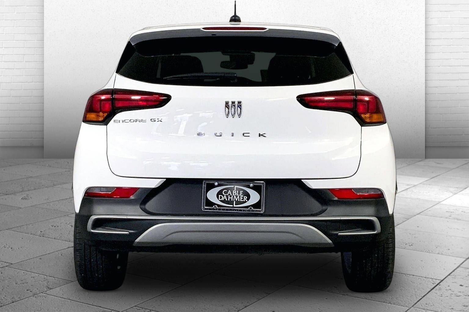 Used 2025 Buick Encore GX Preferred image 3